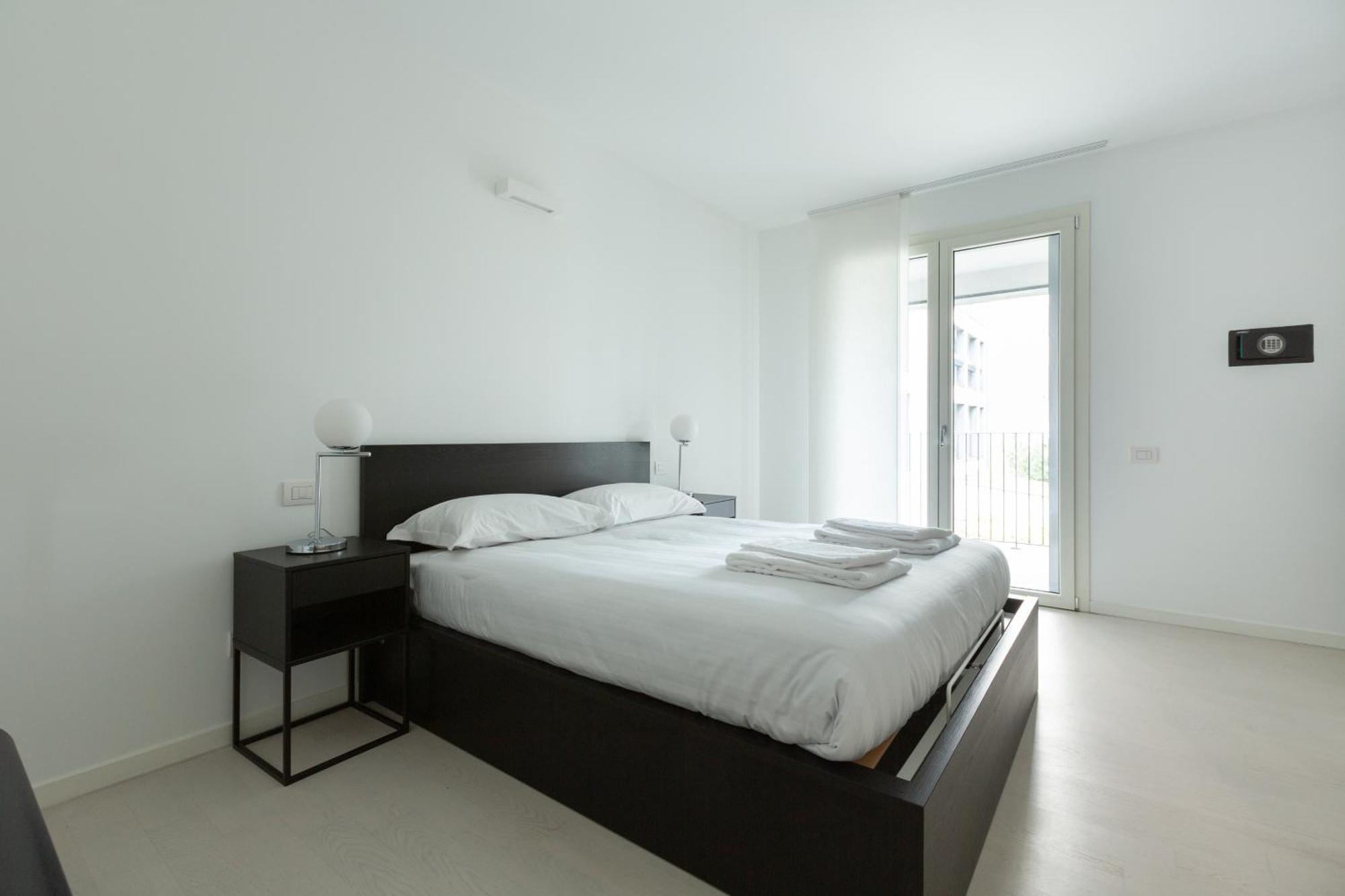 Porta Nuova Bright And Roomy Flat Apartment Mailand