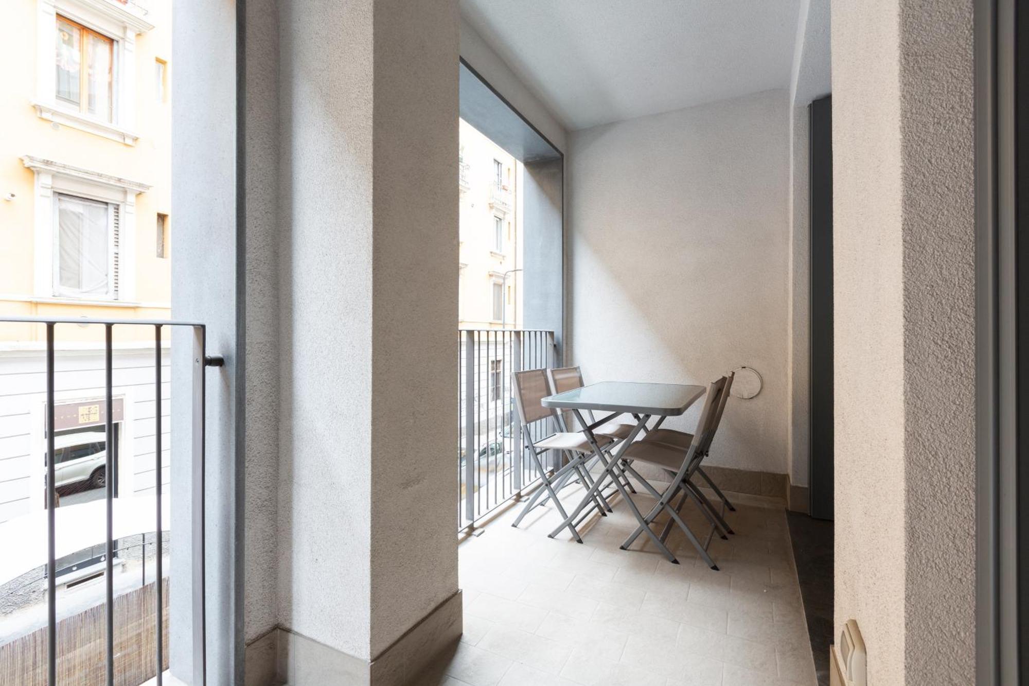 Appartamento Porta Nuova Bright And Roomy Flat